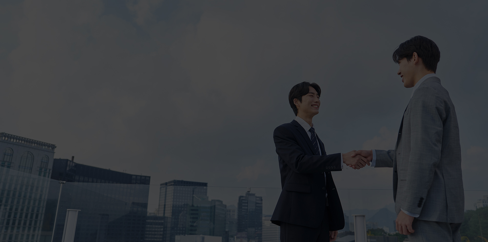 믿을 수 있는 <b>파트너</b>를 찾으신다면! <br>지킬 수 있는 <b>약속</b>만 하겠습니다.